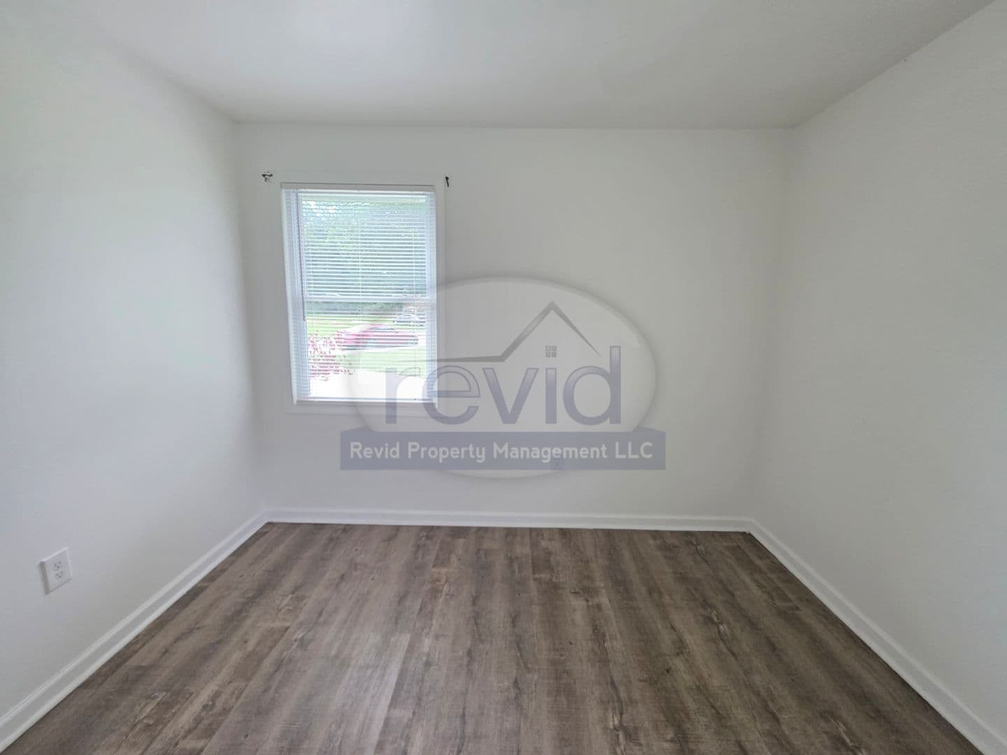 Memphis Apartment: 839 Pearce St.
