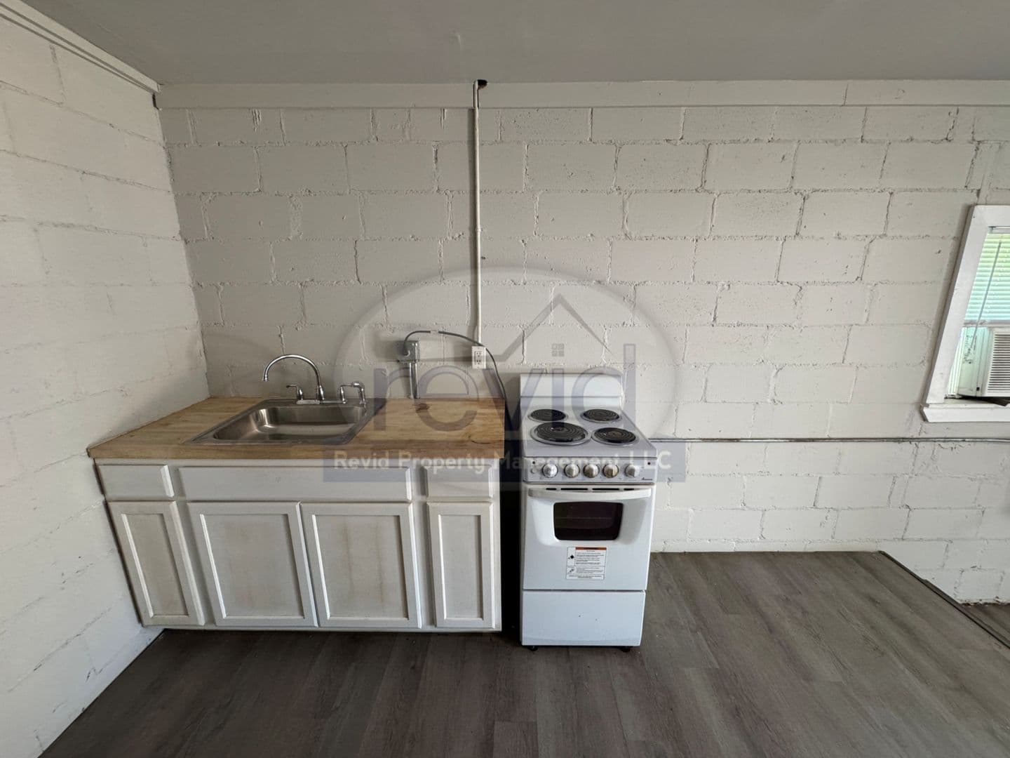 Memphis Apartment: 3619 Marion Ave.