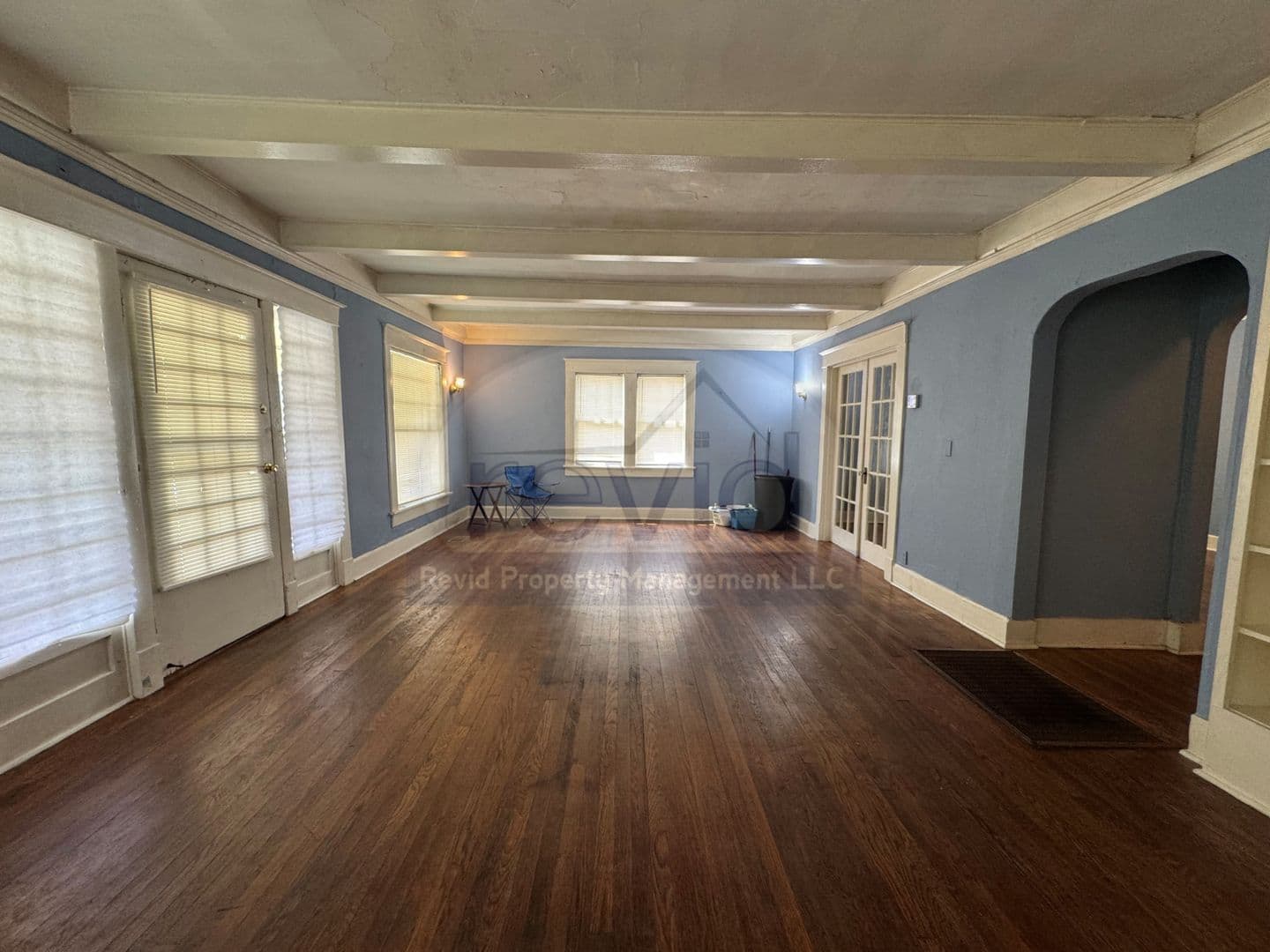 Memphis Apartment: 25 S. Barksdale
