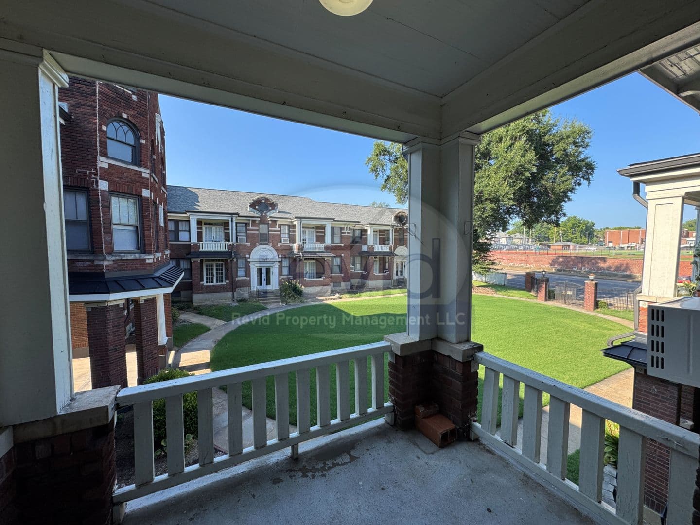 Memphis Apartment: 306 S. Cleveland Street