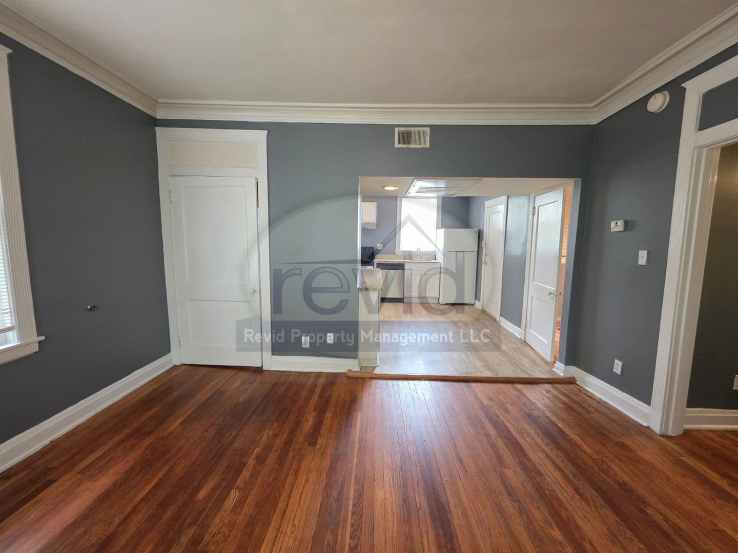 Memphis Apartment: 220 S. Cleveland St.