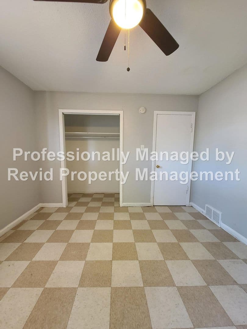 Memphis Apartment: 147 Stonewall St.