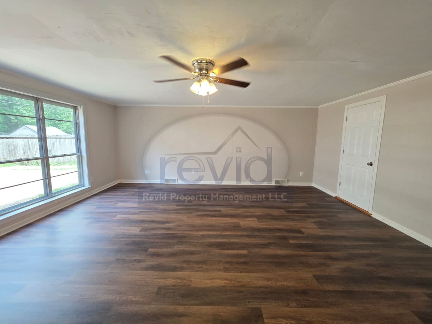 Memphis House: 99 Perkins Ext