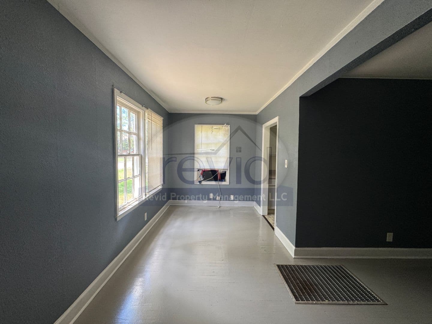 Memphis Apartment: 322 Hodges St.