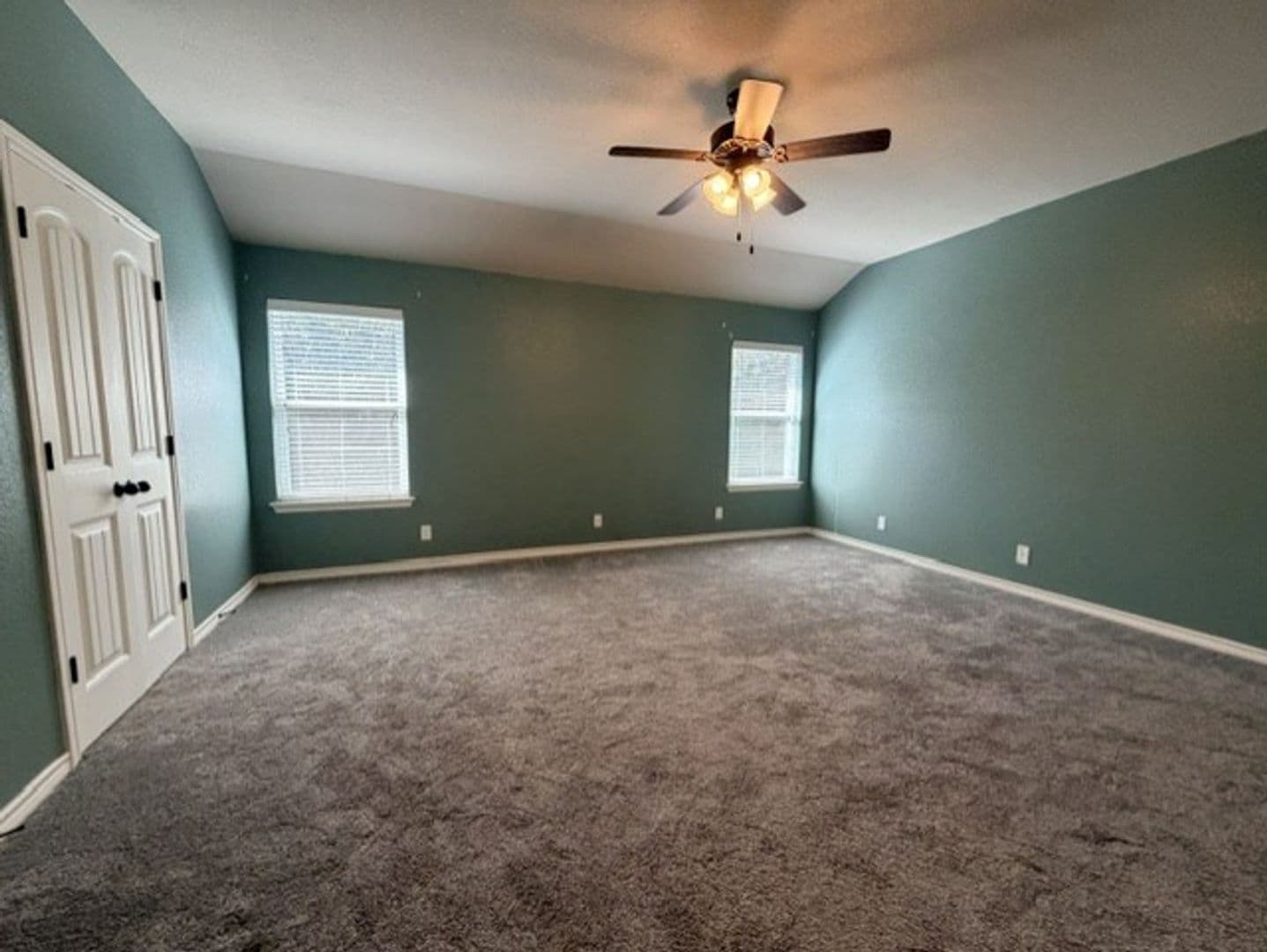 TEMPLE House: 821 KENDRA DR,