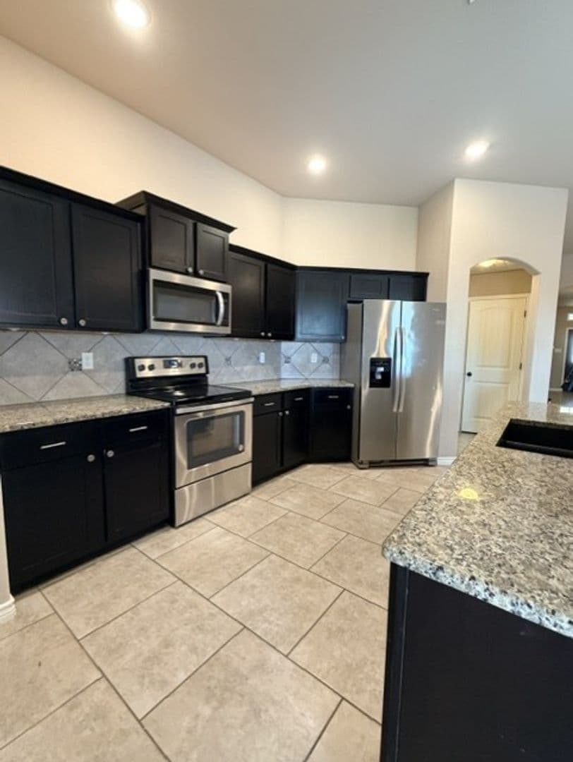 TEMPLE House: 821 KENDRA DR,
