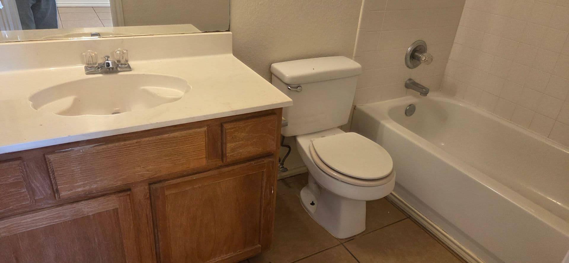 KILLEEN Apartment: 3309 BARCELONA