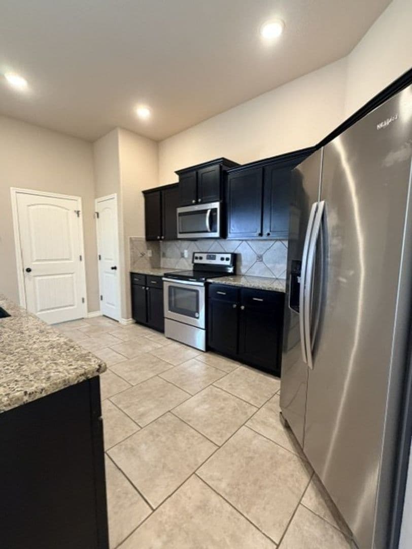 TEMPLE House: 821 KENDRA DR,