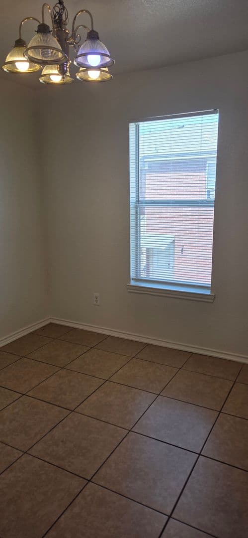 KILLEEN Apartment: 3309 BARCELONA