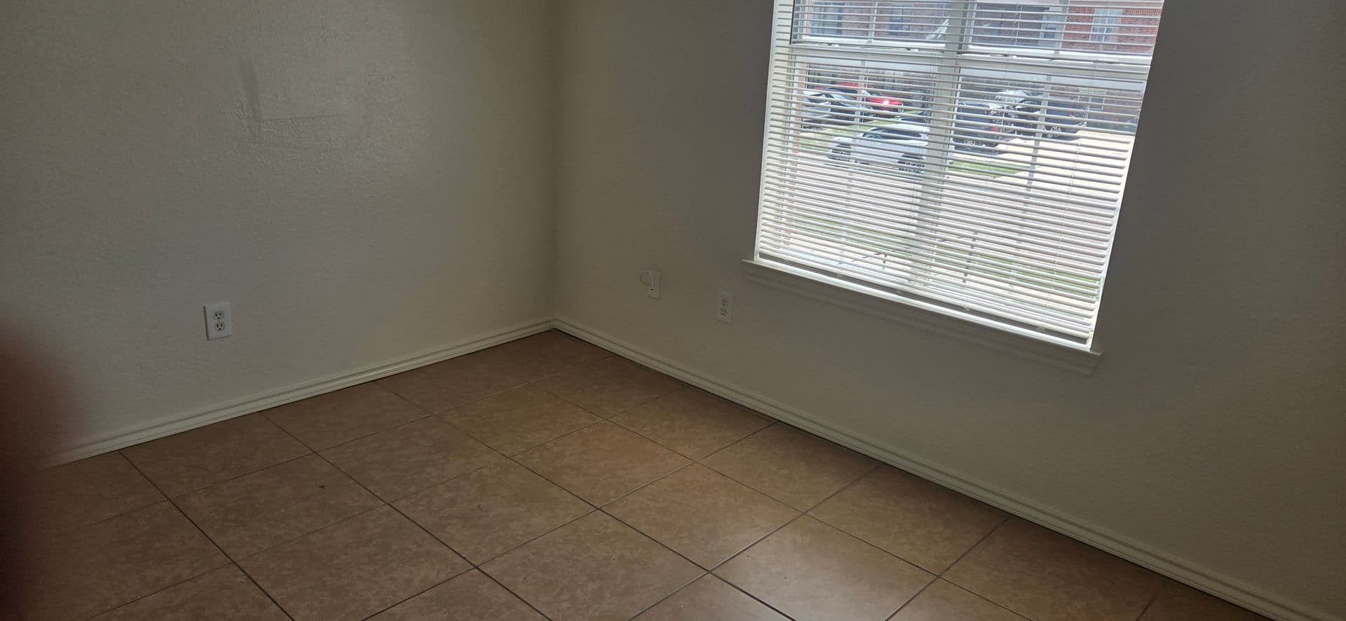 KILLEEN Apartment: 3309 BARCELONA