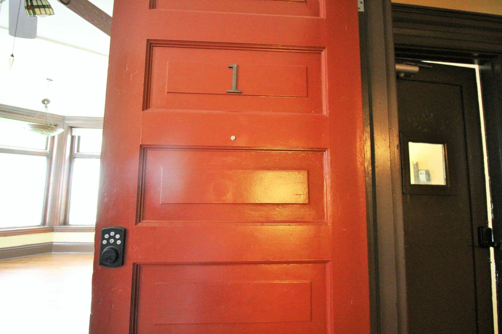 Cincinnati Apartment: 2229 Park Ave.