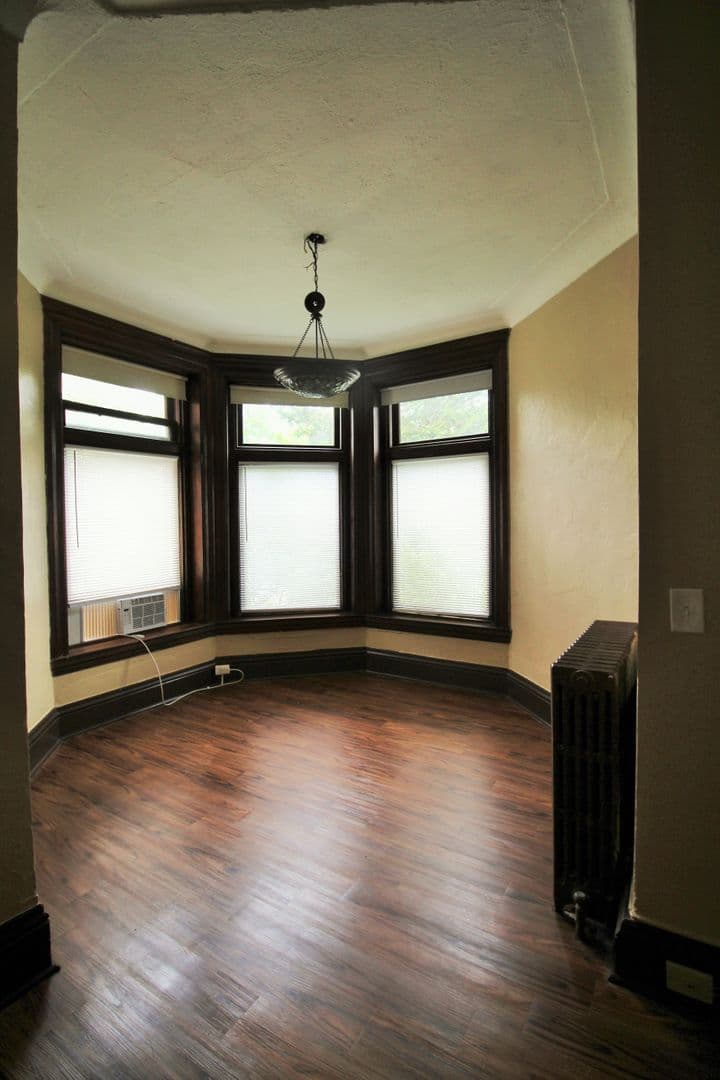 Cincinnati Apartment: 2229 Park Ave.