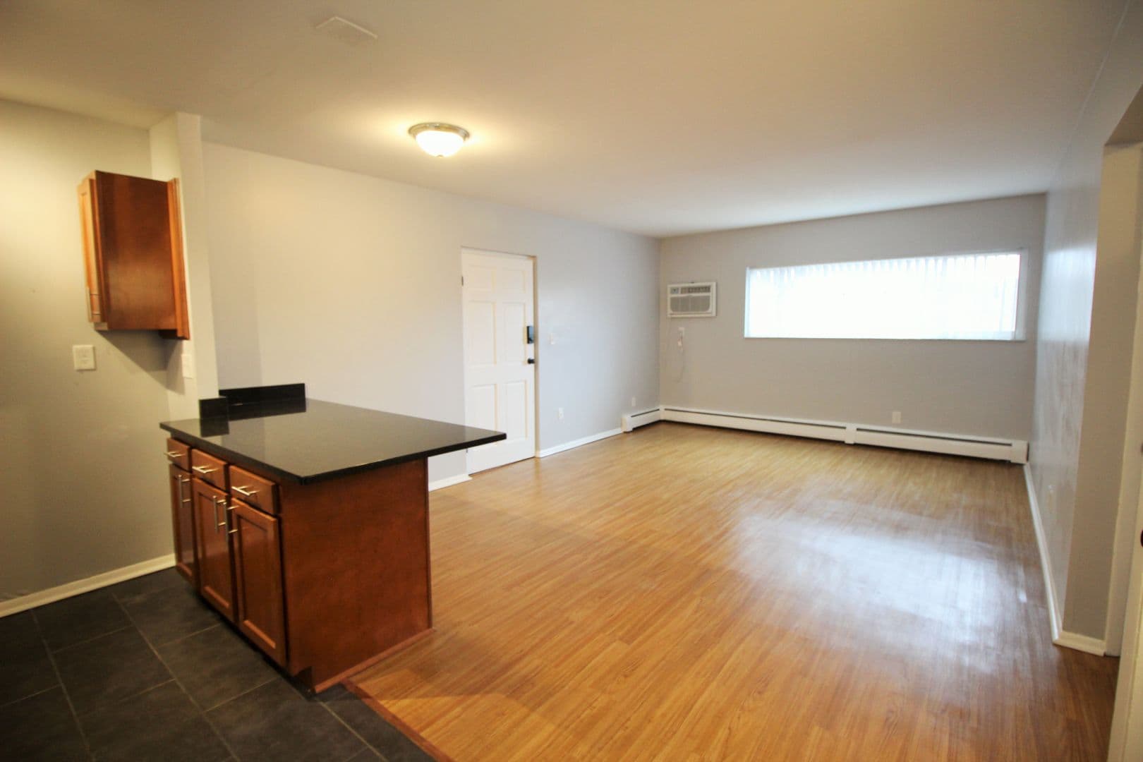 Cincinnati Apartment: 3126-3128 Hackberry St.