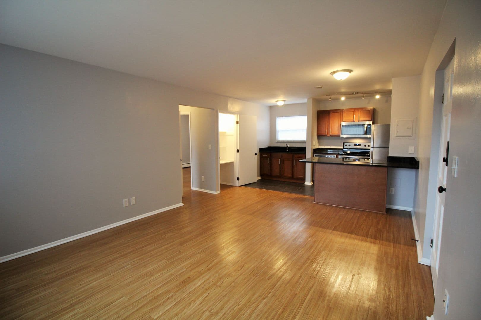 Cincinnati Apartment: 3126-3128 Hackberry St.