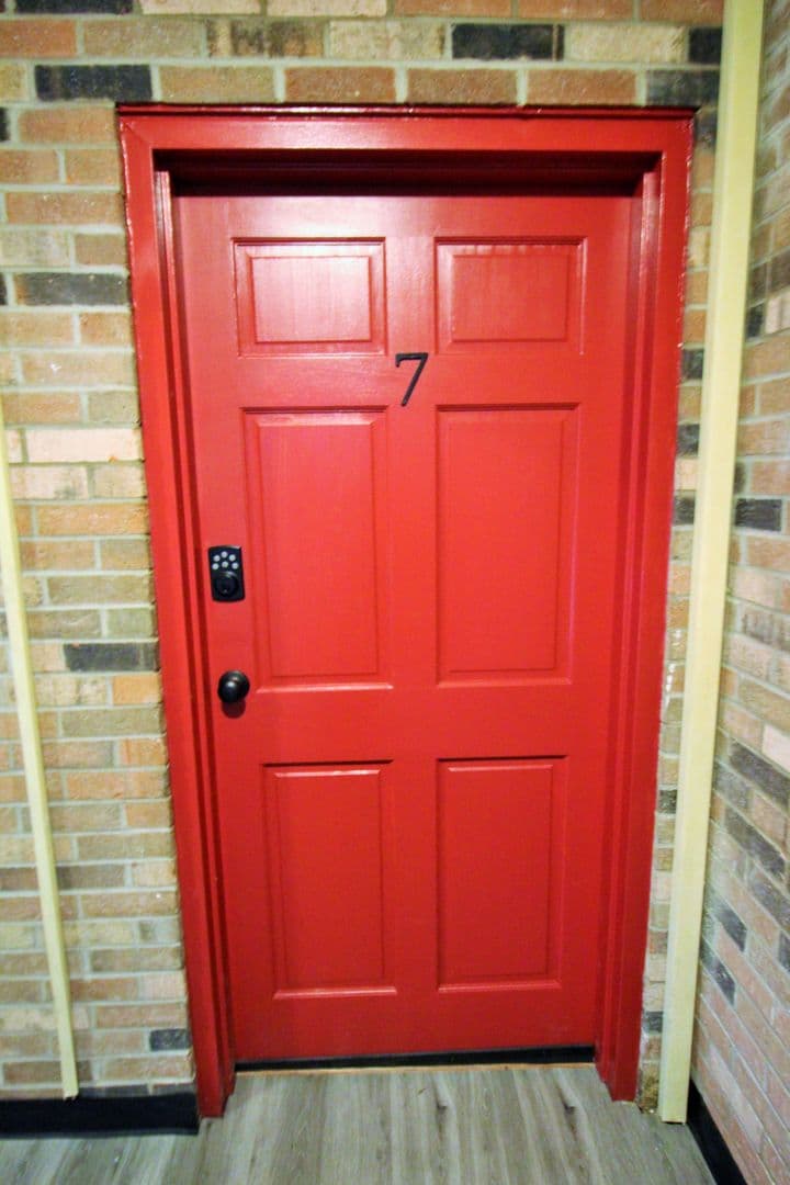 Cincinnati Apartment: 3126-3128 Hackberry St.