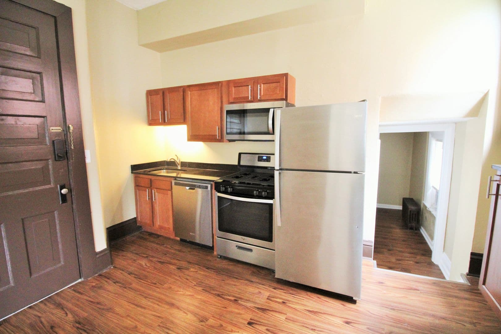 Cincinnati Apartment: 2229 Park Ave.