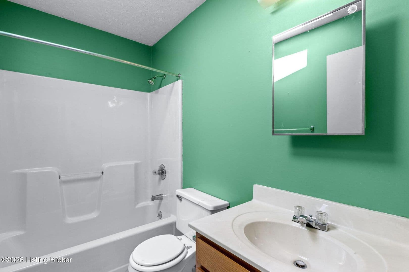Louisville House: 3821 Hillcross Dr