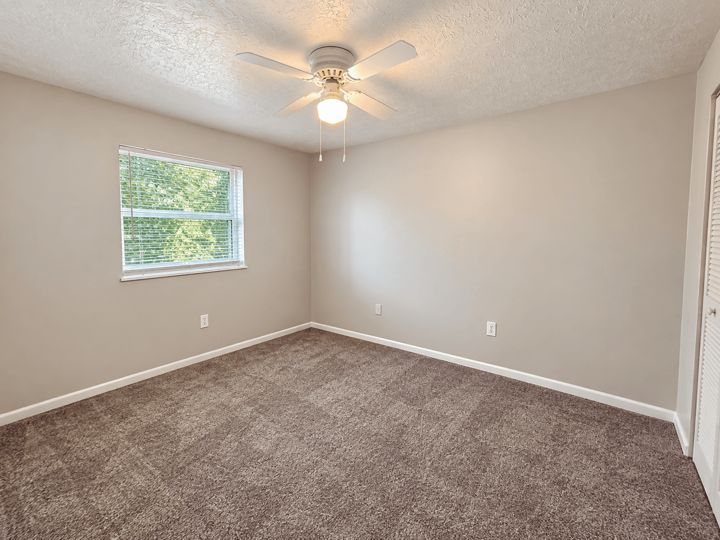 Louisville Apartment: 7320 Southside Dr
