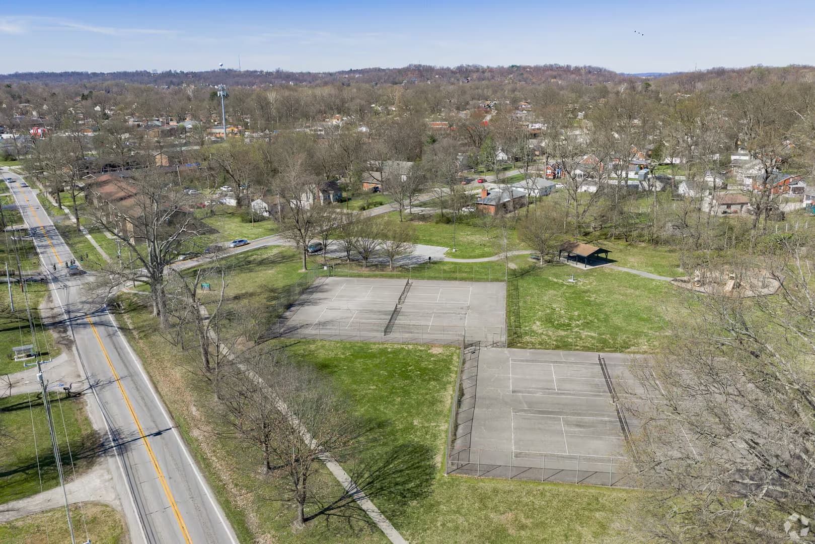 Louisville Apartment: 7300 Southside Dr