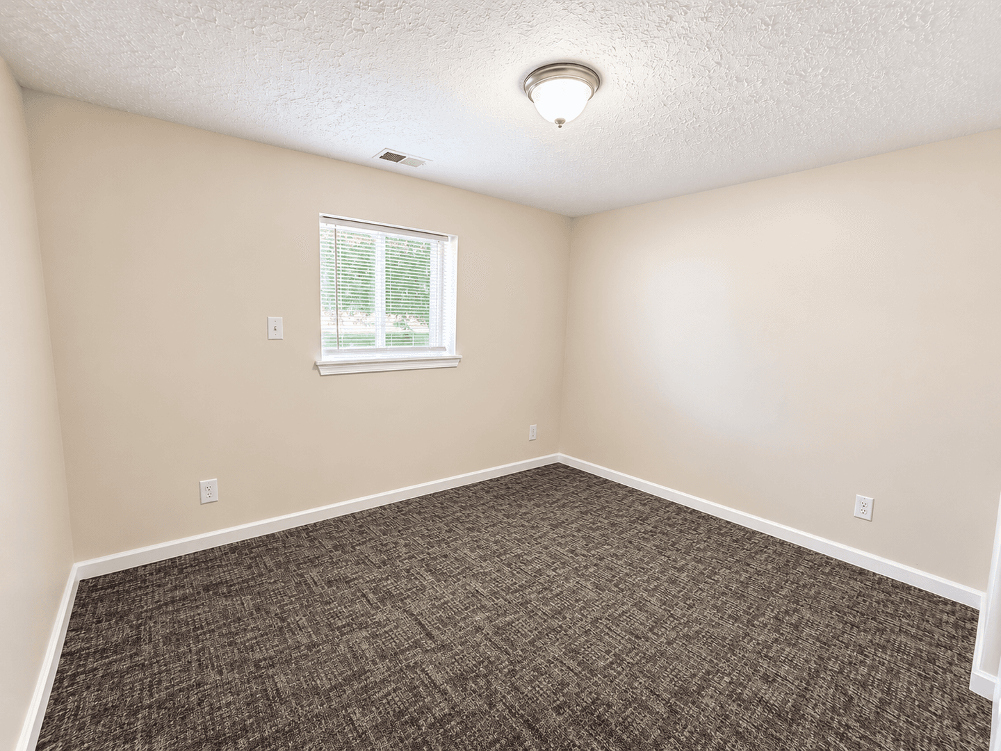 Louisville Apartment: 7300 Southside Dr
