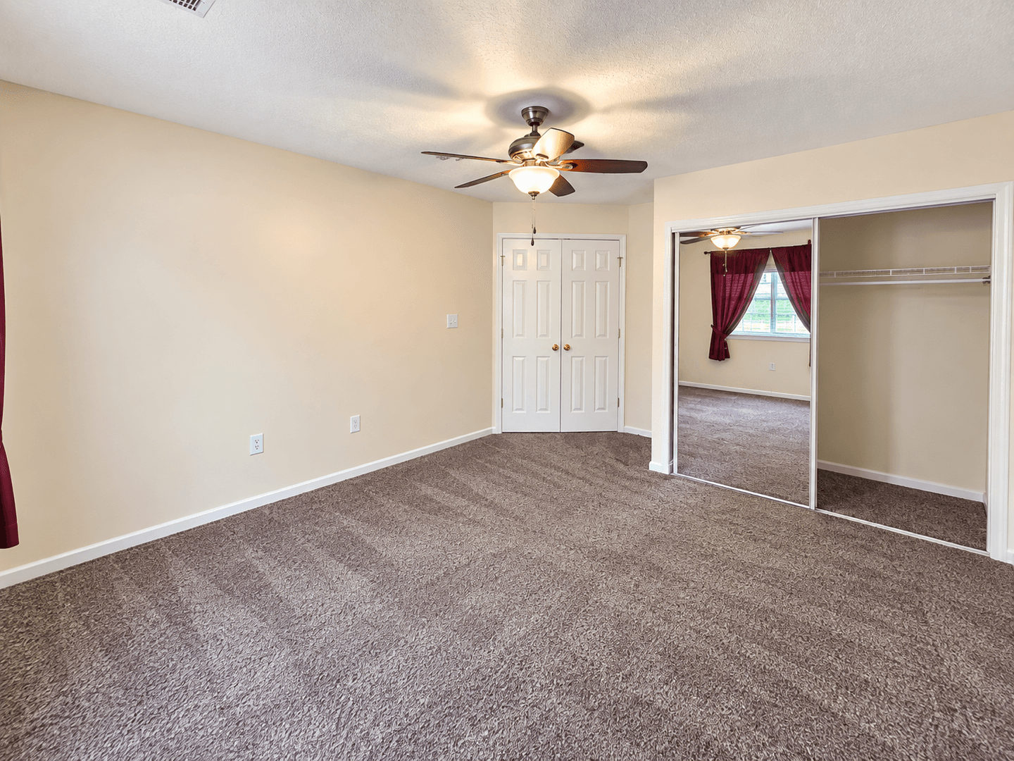 Louisville House: 10300 Southern Meadow Dr