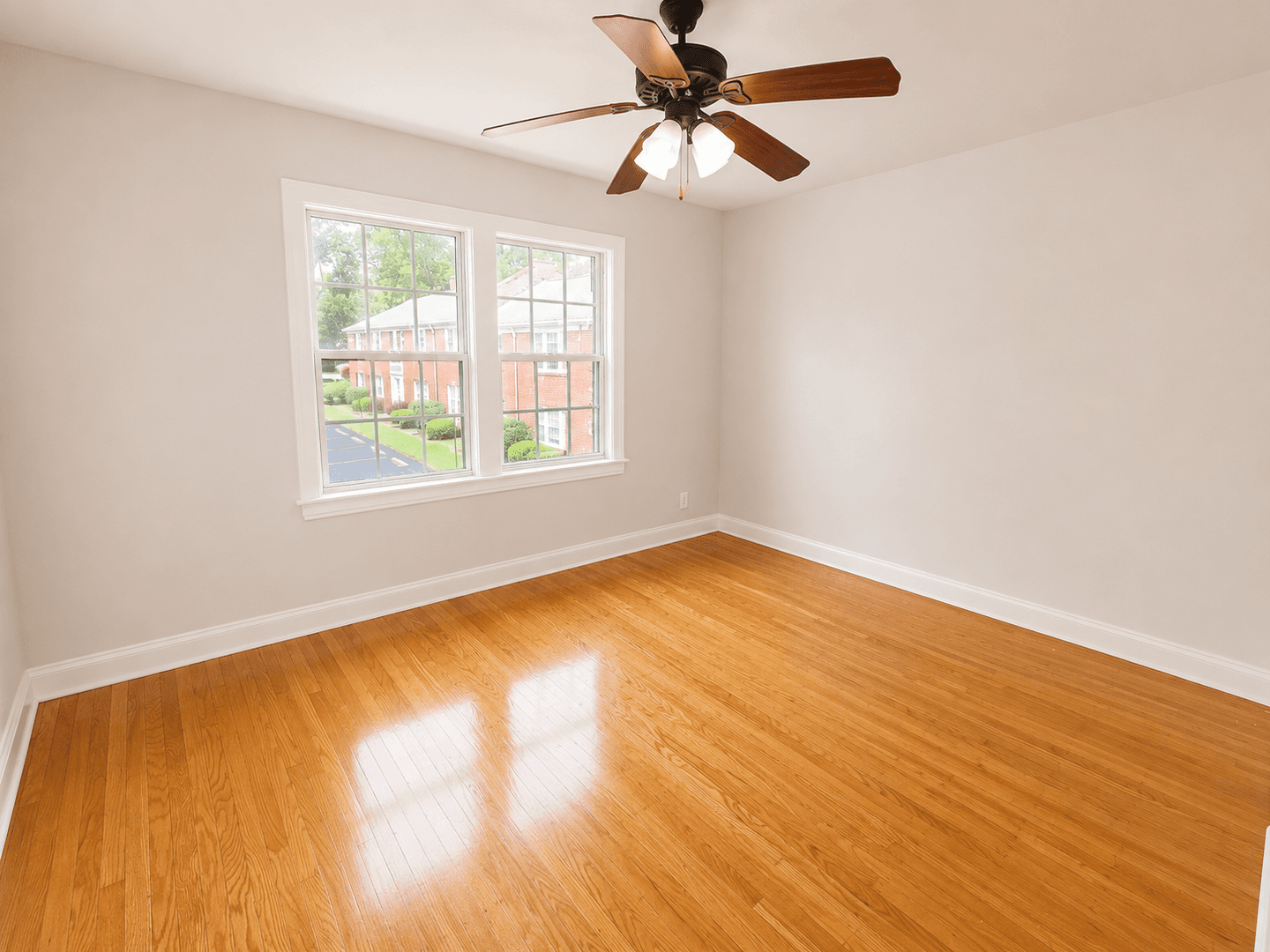 Louisville Apartment: 4327 Southern Pkwy