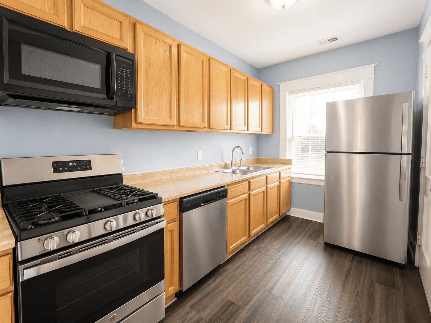 Louisville Apartment: 1801 Roanoke Ave