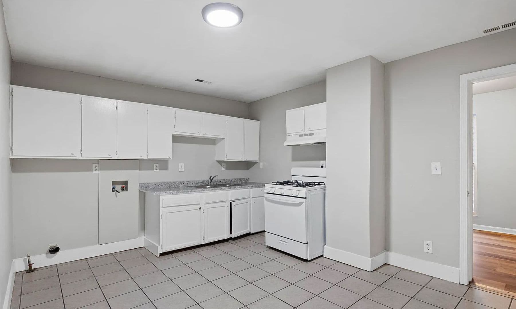 Louisville House: 522 N 29th