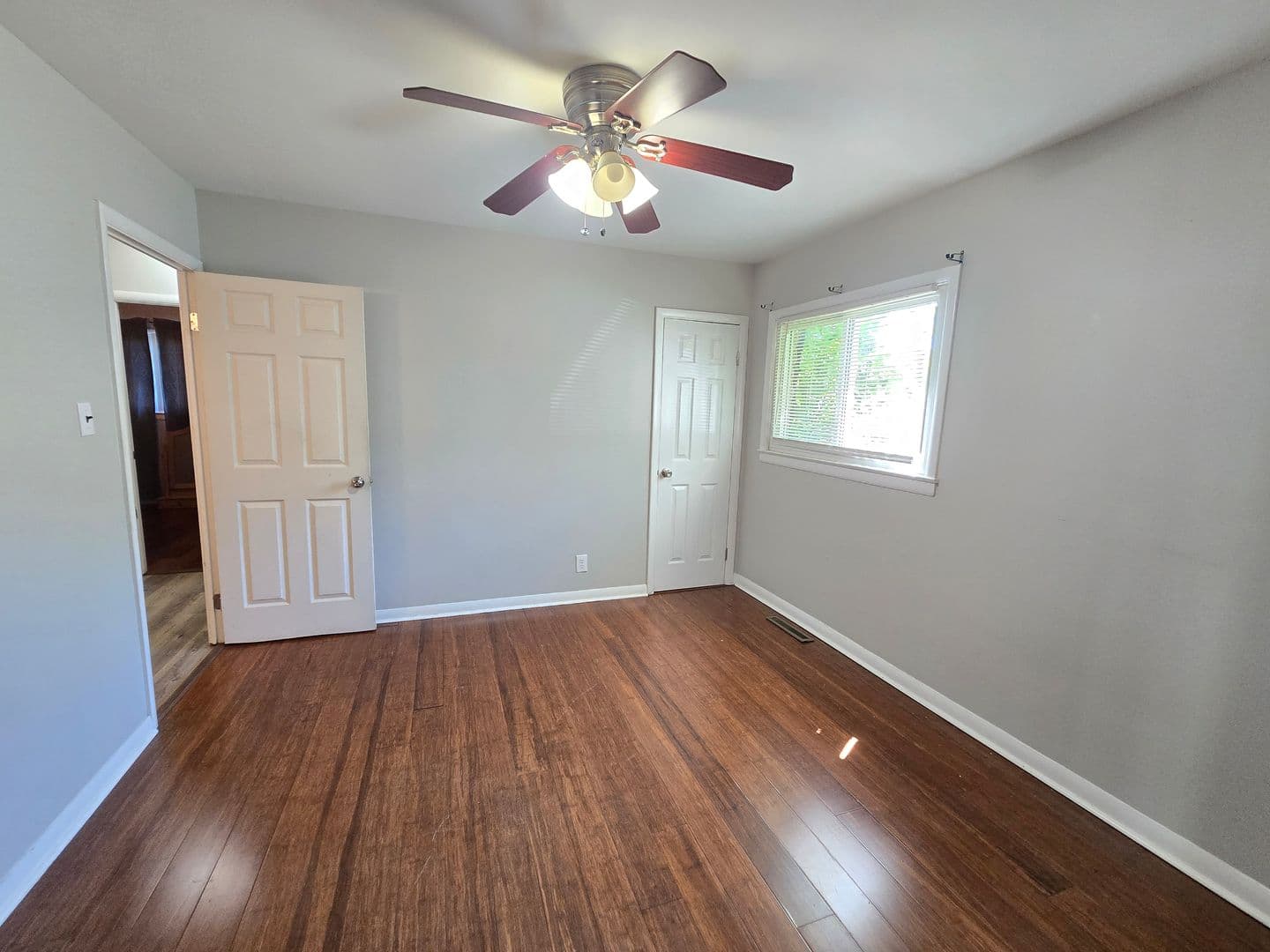 Louisville House: 3318 Moulton