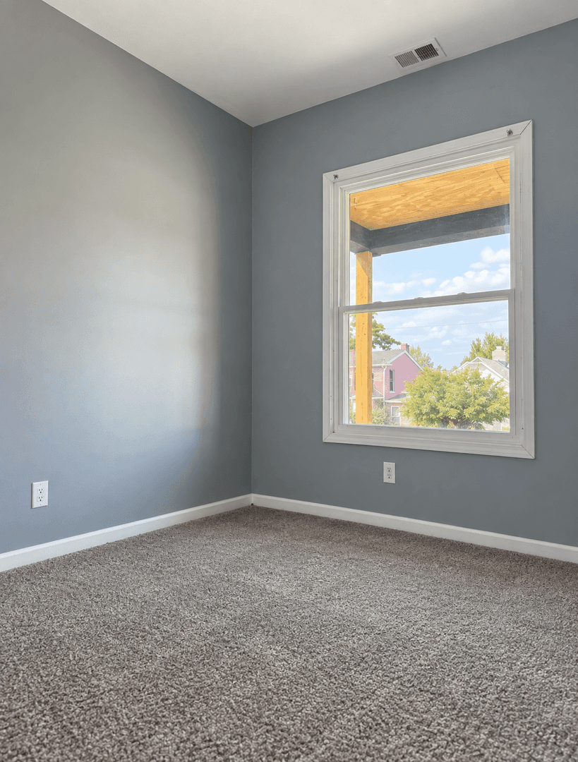 Louisville House: 417 N 20th St