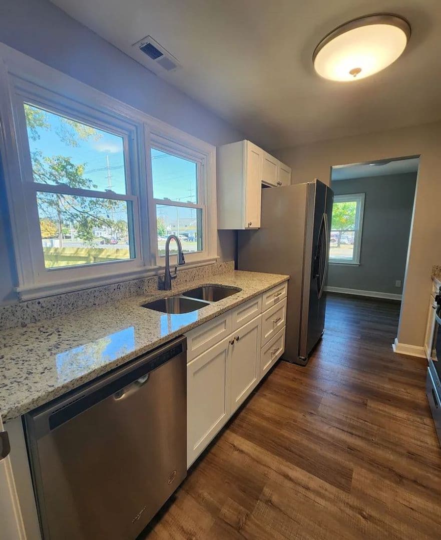 Louisville House: 1244 Algonquin Pkwy