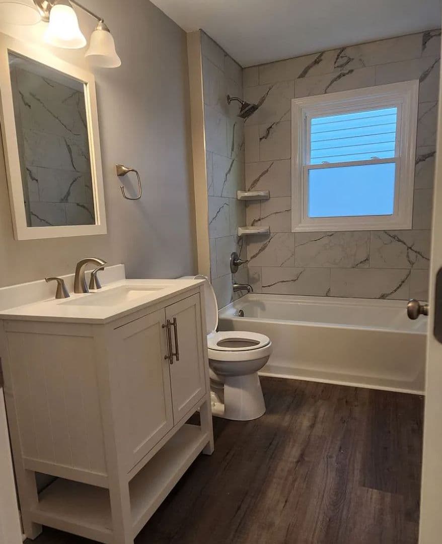 Louisville House: 1244 Algonquin Pkwy