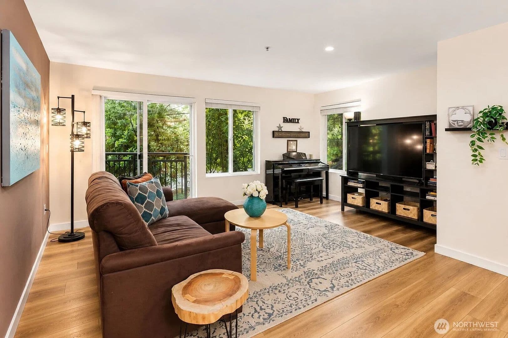 Bellevue House: 5501 Lakemont Blvd. Se Unit 102