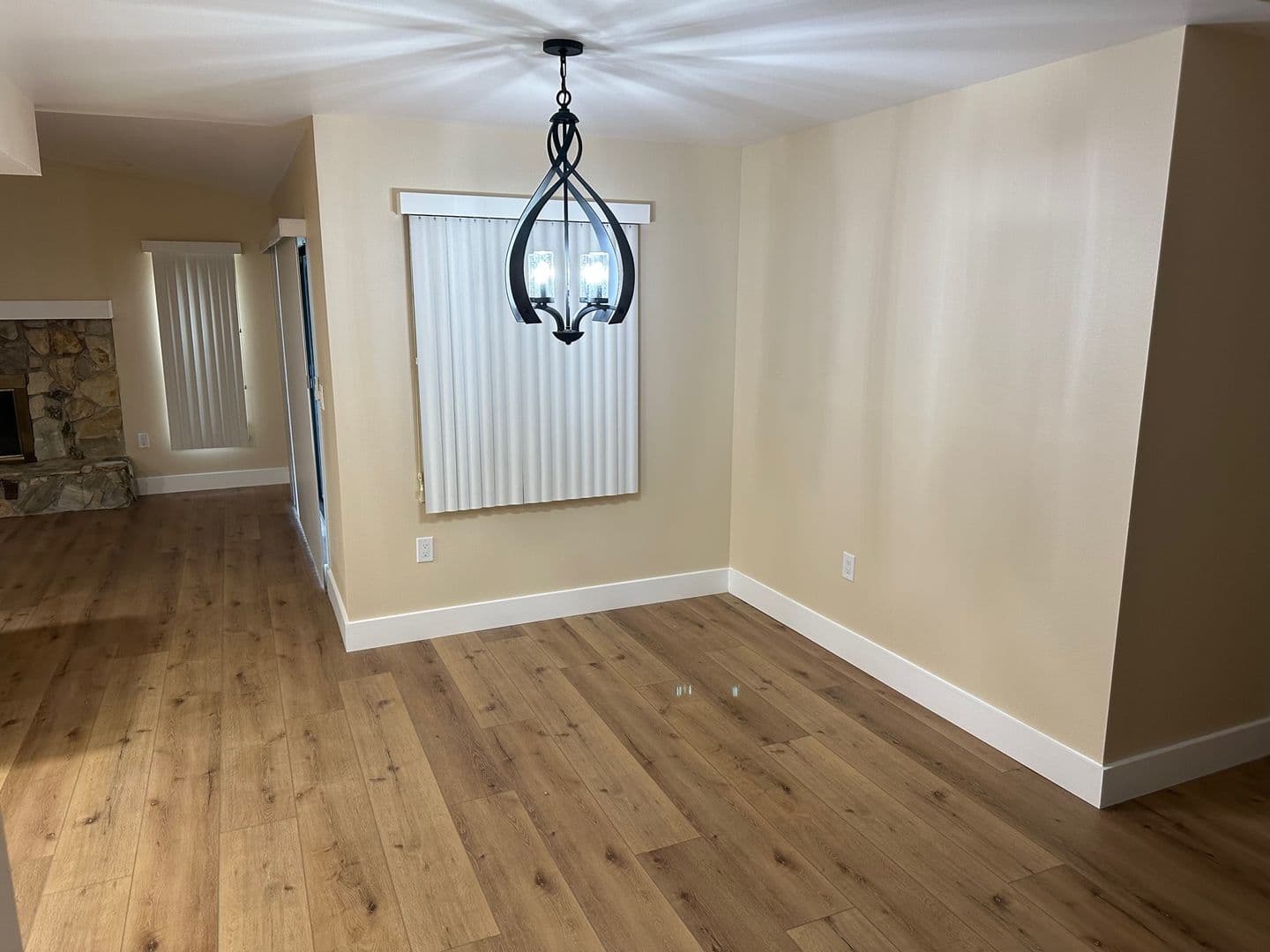 Spring Hill House: 4577 Goldcoast Avenue