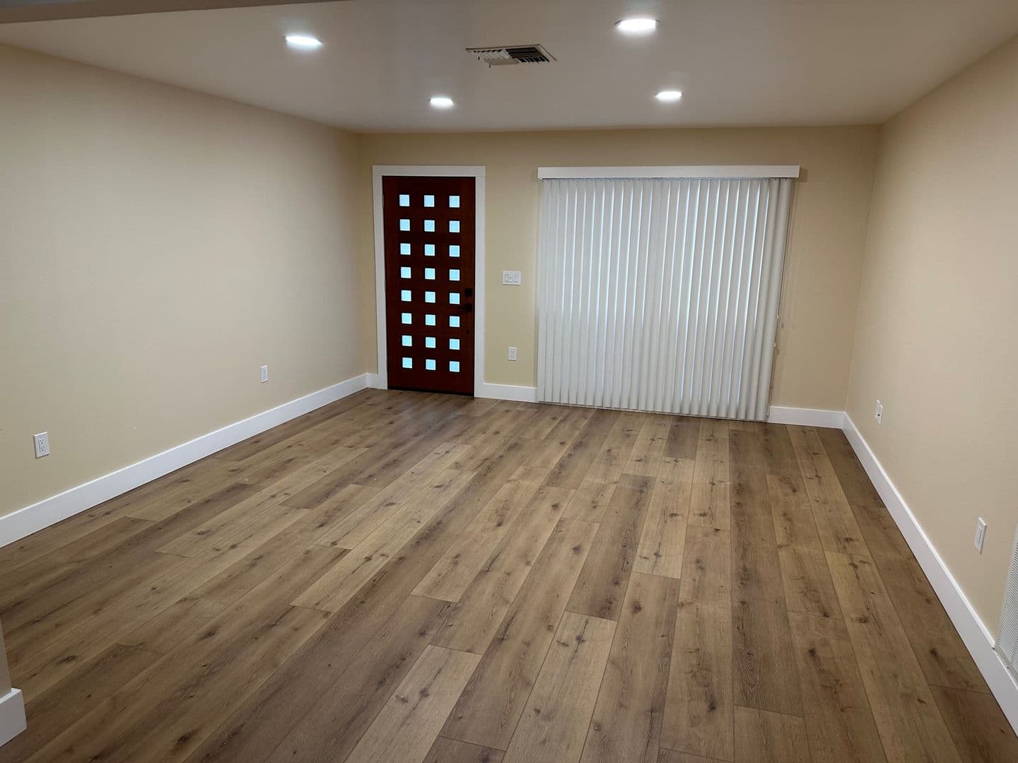 Spring Hill House: 4577 Goldcoast Avenue