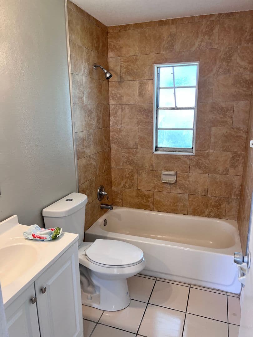 Spring Hill House: 13105 Hanley Dr.