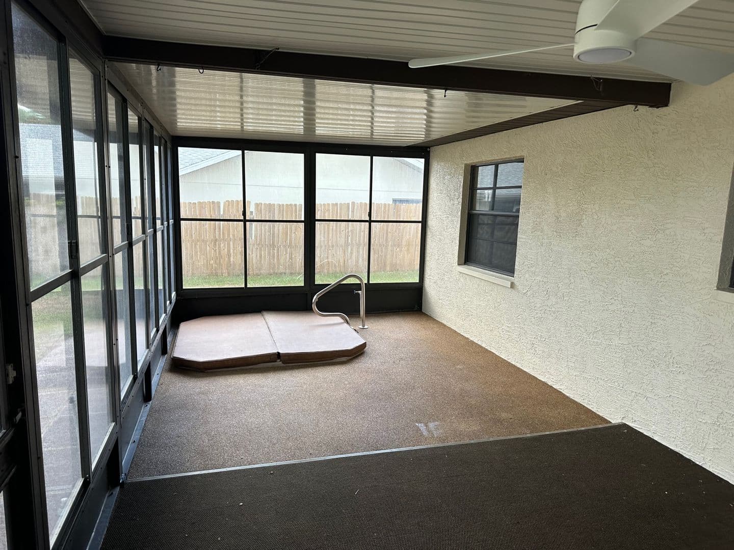 Spring Hill House: 4577 Goldcoast Avenue