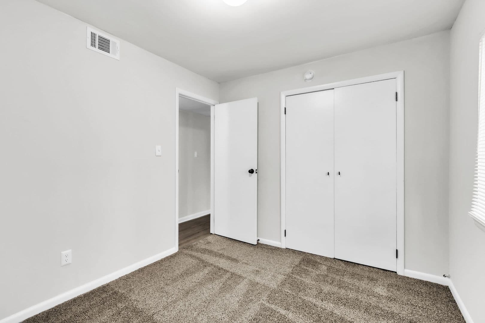 Chesnee Apartment: 208 N. Georgia Ave.