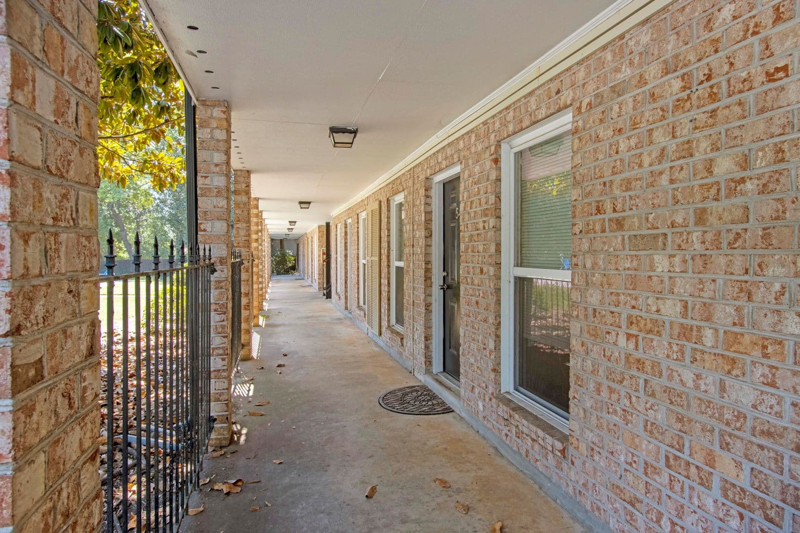 Greenville Apartment: 2413 Wade Hampton Blvd.
