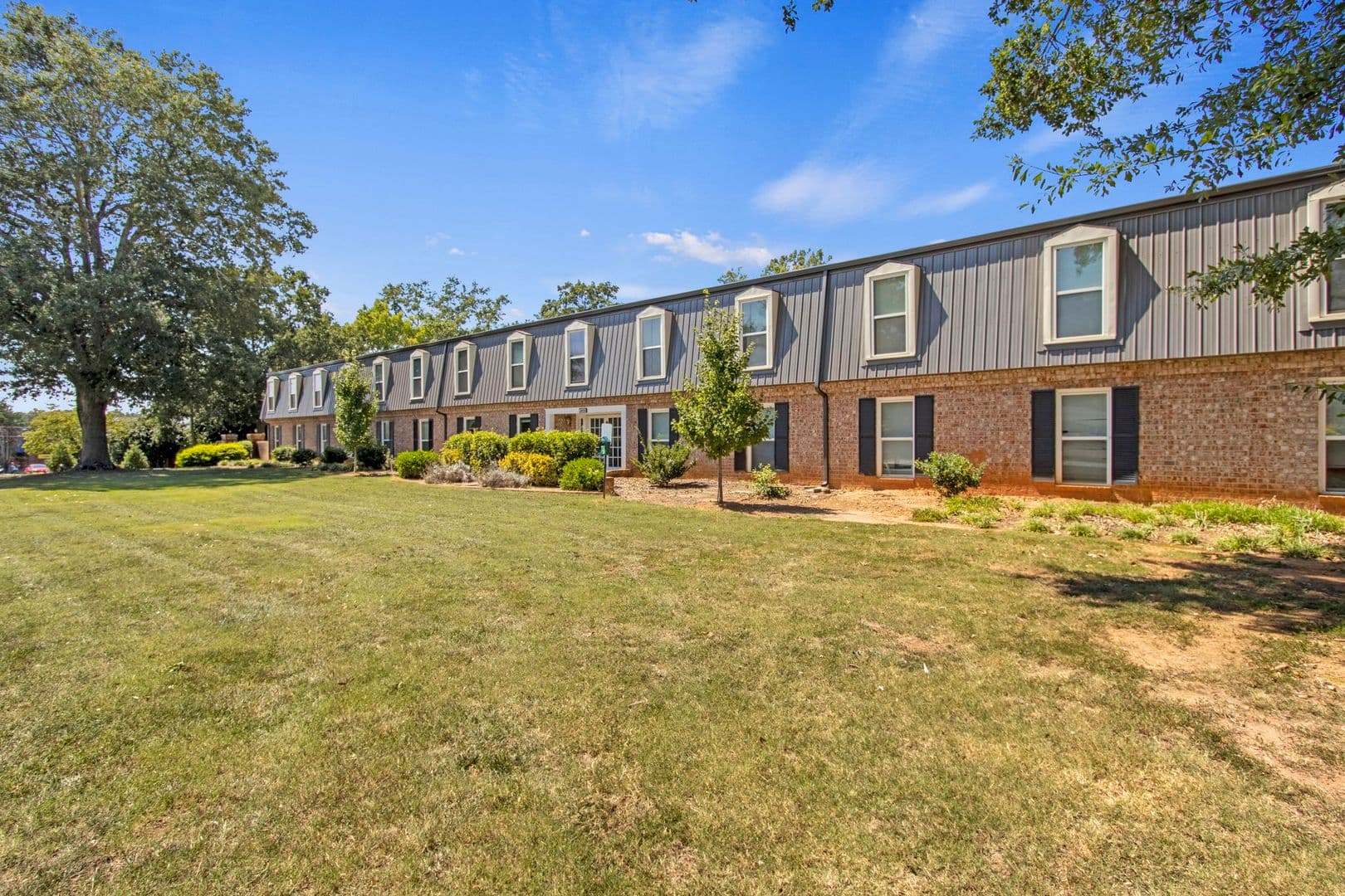 Greenville Apartment: 2413 Wade Hampton Blvd.