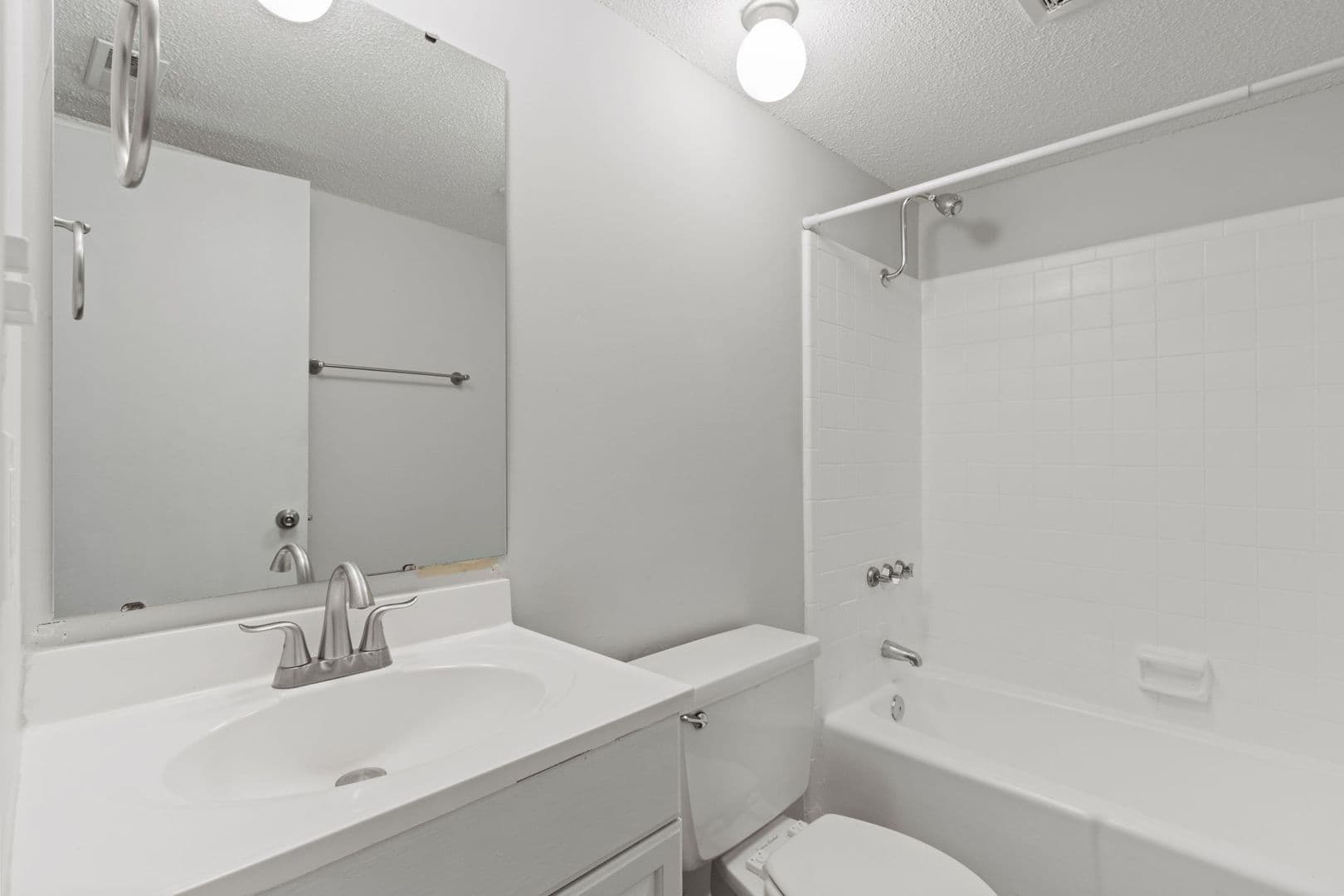 Greenville Apartment: 2413 Wade Hampton Blvd.