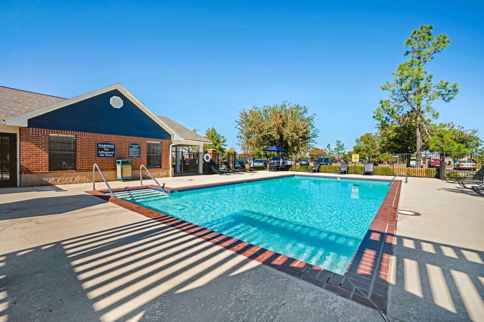 Edmond Apartment: 2500 Thomas Drive