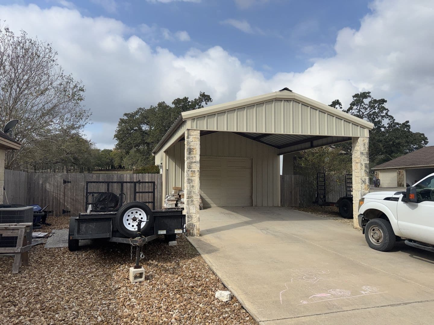 LA VERNIA House: 169 VINTAGE RANCH CIRCLE
