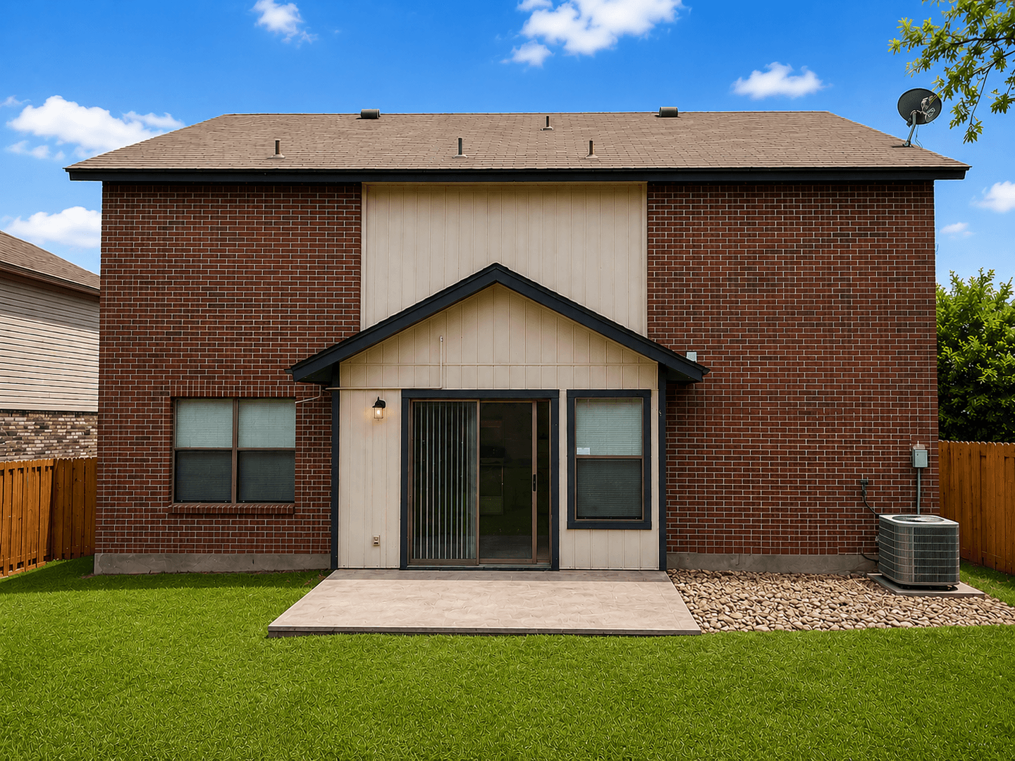 CONVERSE House: 8115 GRIMCHESTER
