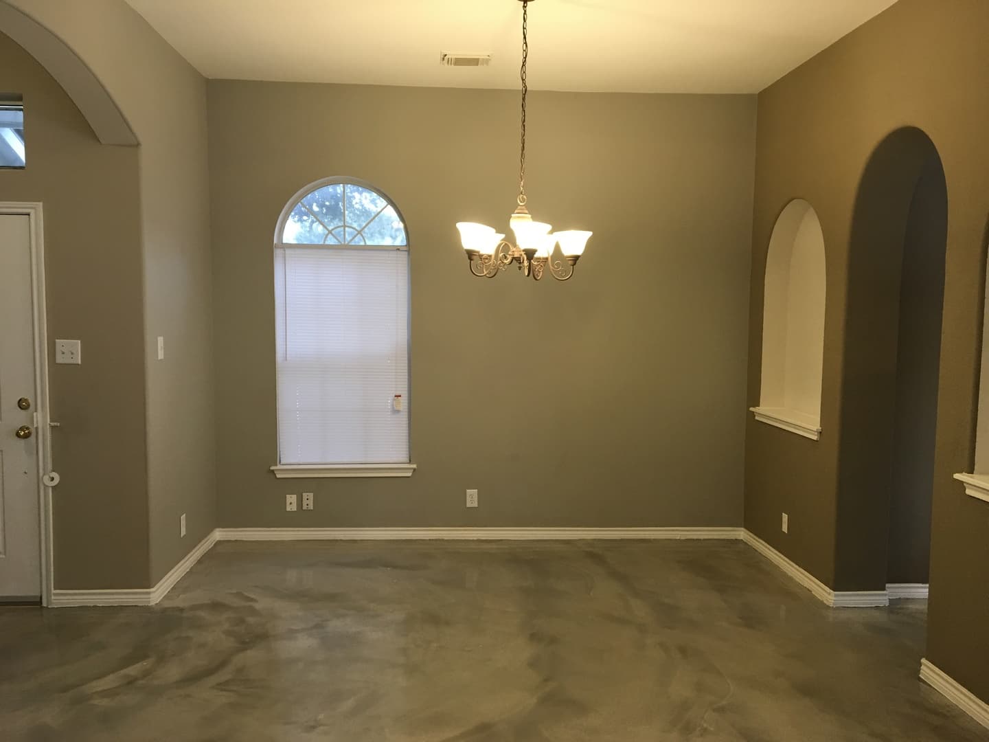 SCHERTZ House: 824 CROSS BRANCH DR