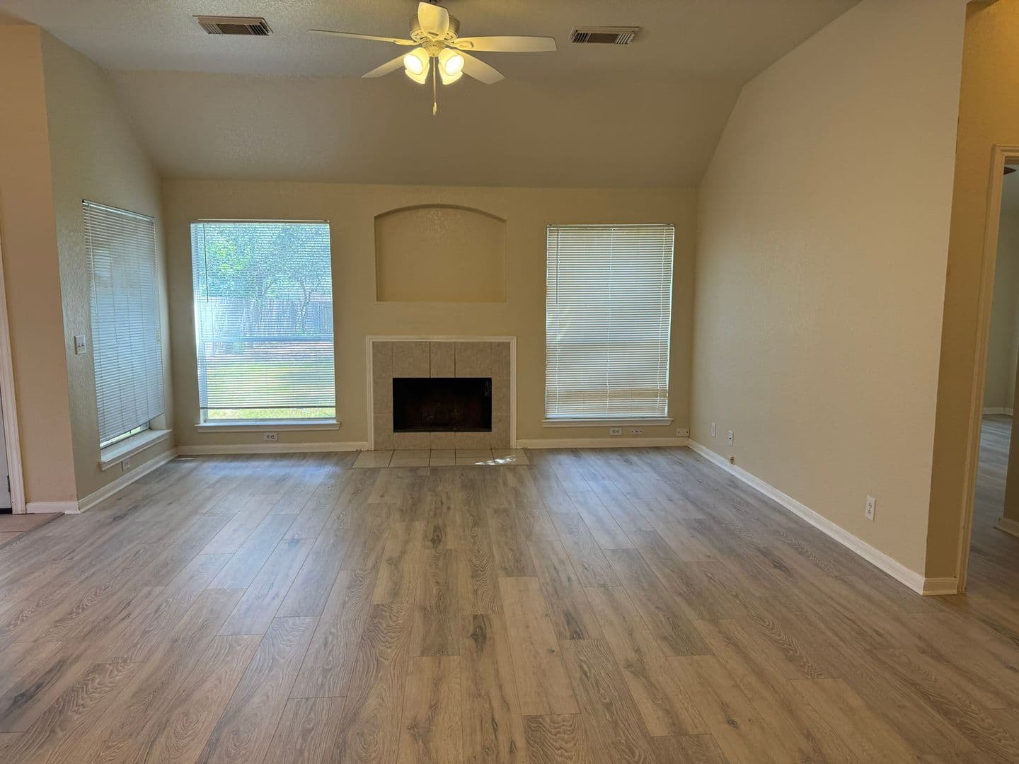 SCHERTZ House: 2520 CRESTED HEIGHTS