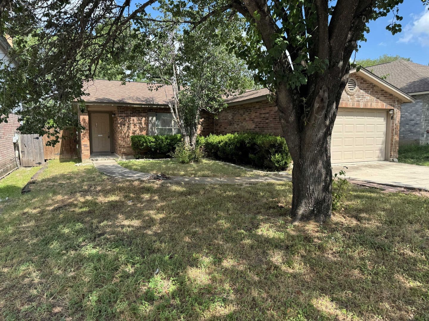 SAN ANTONIO House: 8251 SUNSHINE TRAIL DR