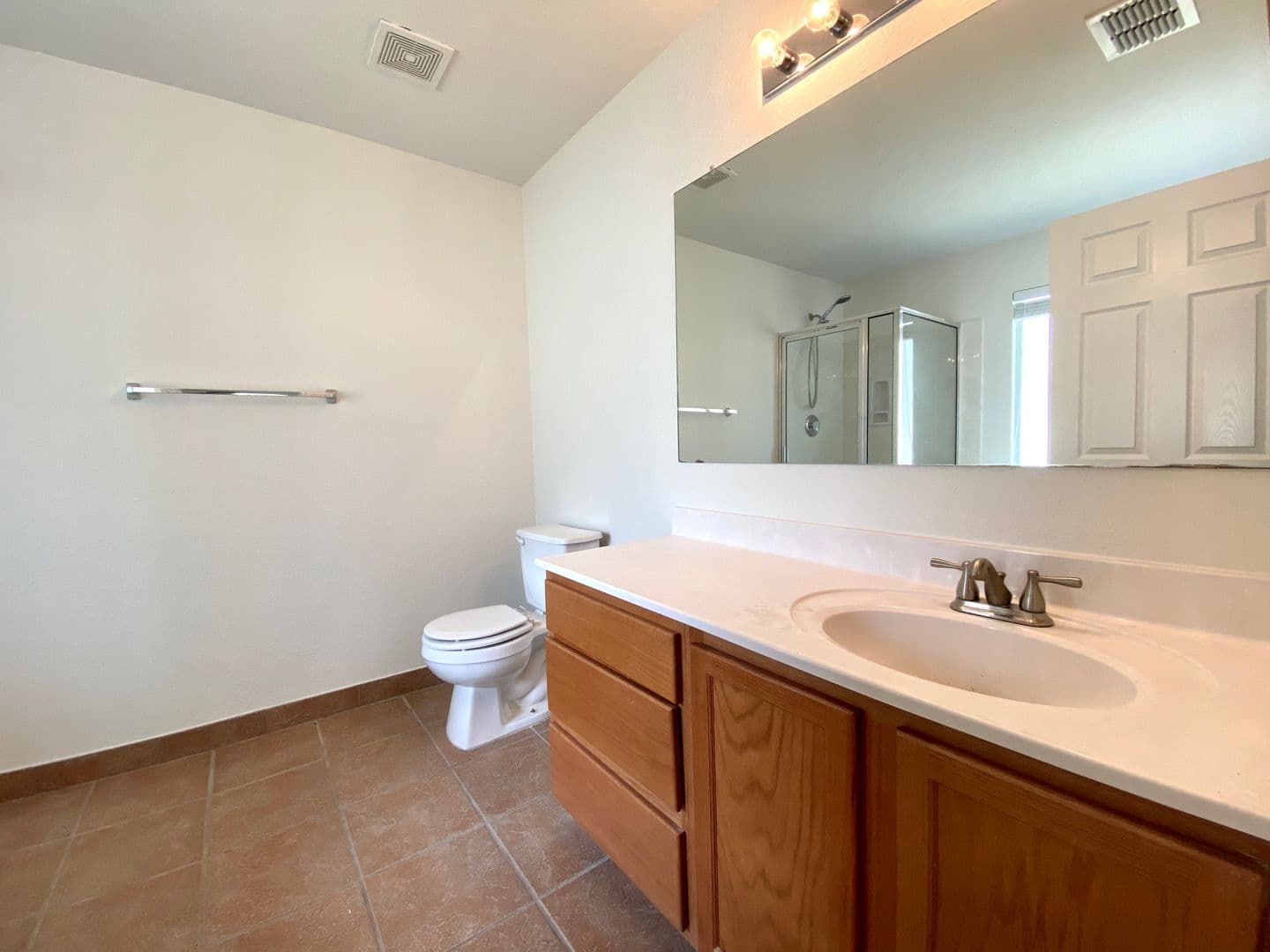 SELMA House: 16511 CABALLO VALLEY