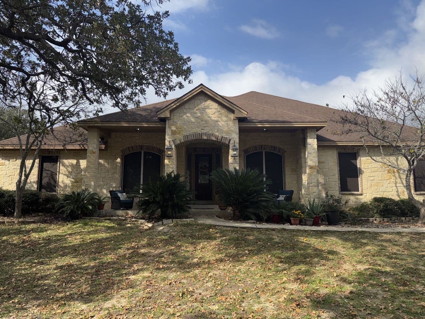 LA VERNIA House: 169 VINTAGE RANCH CIRCLE