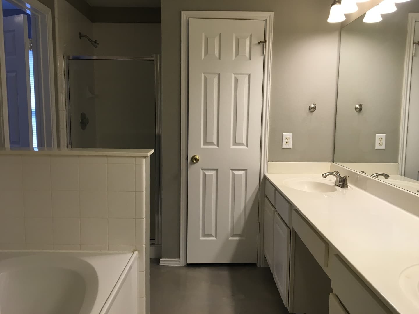 SCHERTZ House: 824 CROSS BRANCH DR